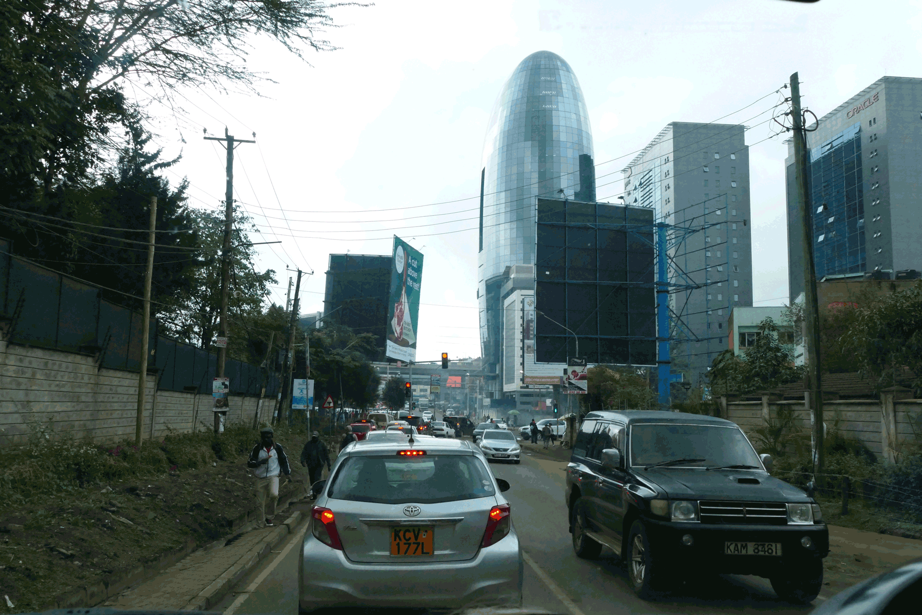 Photograph of a busy street in nairobi, kenya