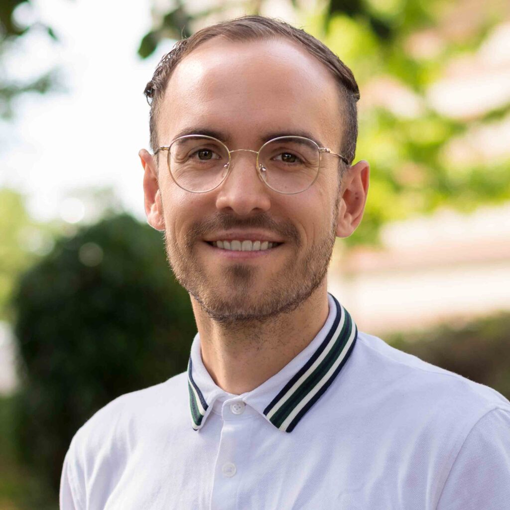 web Benedikt Walker portrait