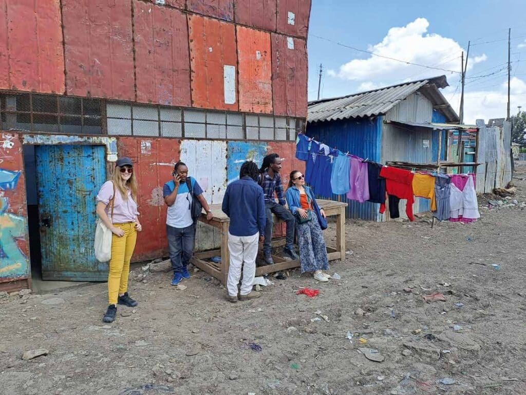 Z05 Negotiating African Futures 2 Z05 Z05 team and Kairos Futura in front of Wanjukuu Arts gallery Nairobi